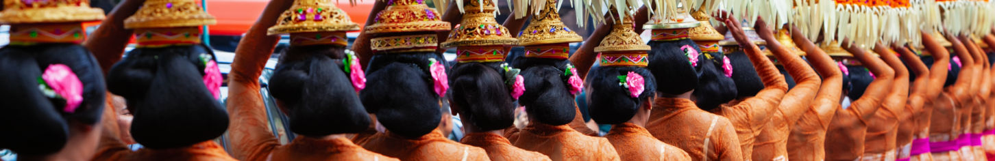 Indonesien_Bali cemermony_1452x236